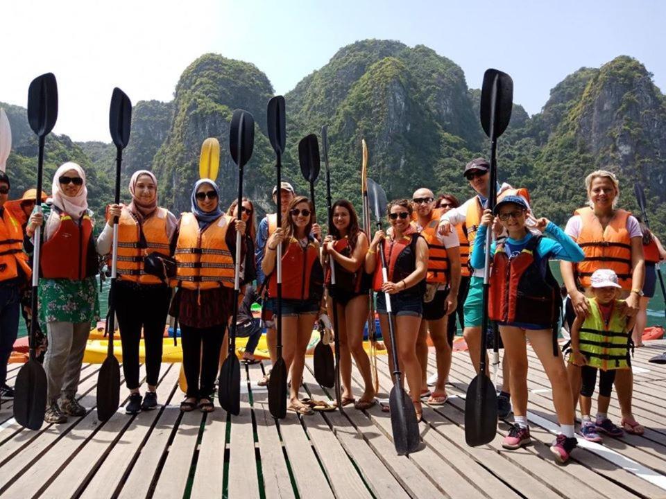 Thuy Duong Ha Long Hotel Exterior foto