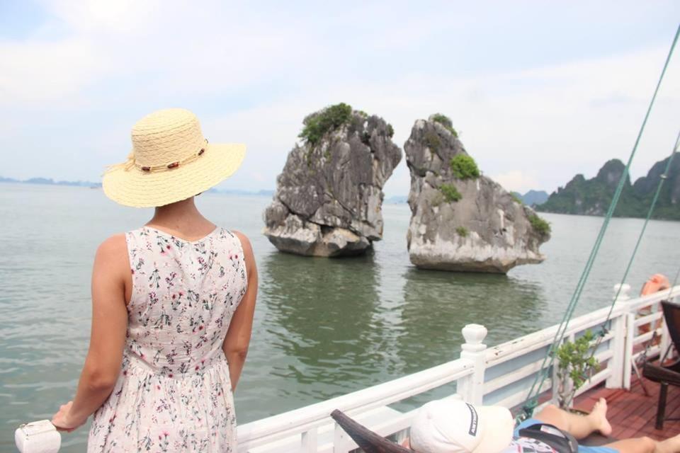 Thuy Duong Ha Long Hotel Exterior foto